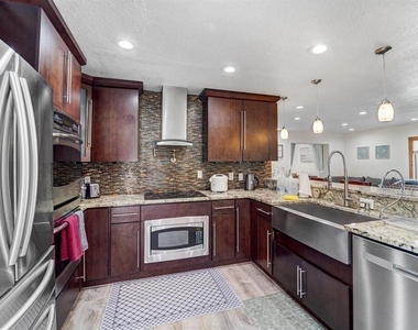 2598 Wood Street - Photo Thumbnail 19