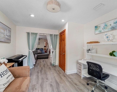 2598 Wood Street - Photo Thumbnail 34
