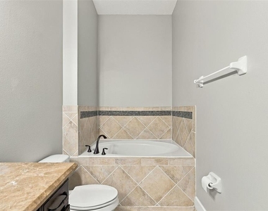 1751 Firehouse Lane - Photo Thumbnail 20
