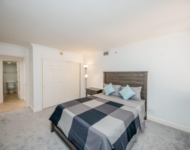 3525 Sage Road - Photo Thumbnail 2