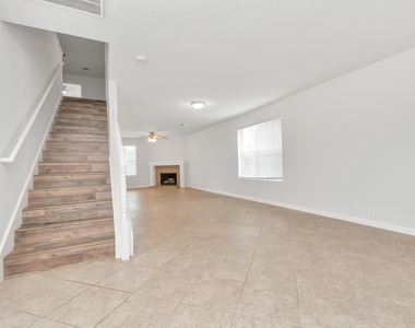 19762 Twin Canyon Court - Photo Thumbnail 10