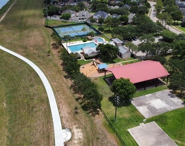 19762 Twin Canyon Court - Photo Thumbnail 36