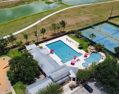 19762 Twin Canyon Court - Photo Thumbnail 35