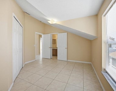 772 Sonja Circle - Photo Thumbnail 16