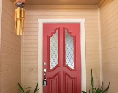 9526 Dundalk Street - Photo Thumbnail 1