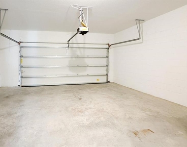 4731 Abbeywood Alley - Photo Thumbnail 9