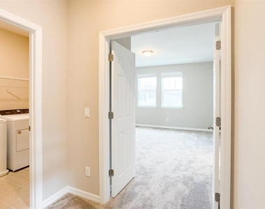 4731 Abbeywood Alley - Photo Thumbnail 23