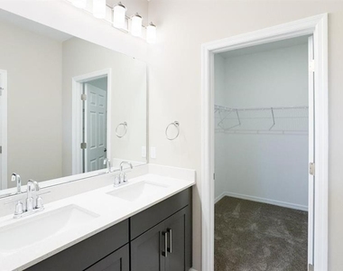 4731 Abbeywood Alley - Photo Thumbnail 31