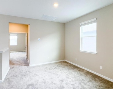 4731 Abbeywood Alley - Photo Thumbnail 22