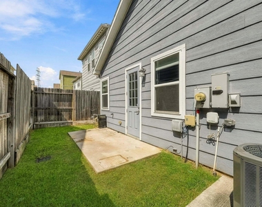5434 Camaguey Street - Photo Thumbnail 17