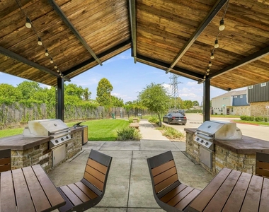 5434 Camaguey Street - Photo Thumbnail 20