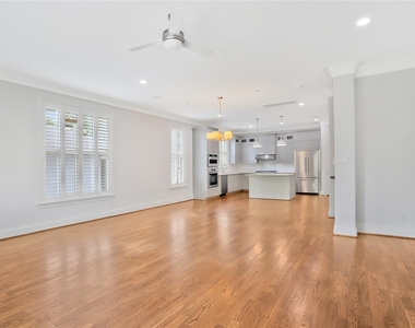 2015 Mcclendon Street - Photo Thumbnail 23