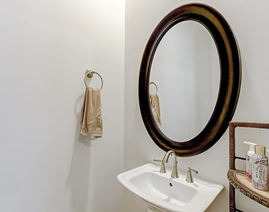 2015 Mcclendon Street - Photo Thumbnail 24