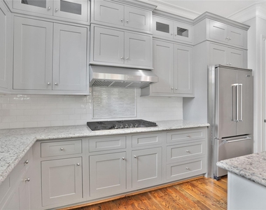 2015 Mcclendon Street - Photo Thumbnail 14