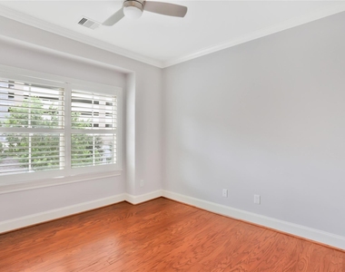 2015 Mcclendon Street - Photo Thumbnail 34