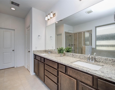 1706 Country Air Lane - Photo Thumbnail 22