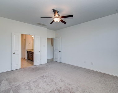 1706 Country Air Lane - Photo Thumbnail 20