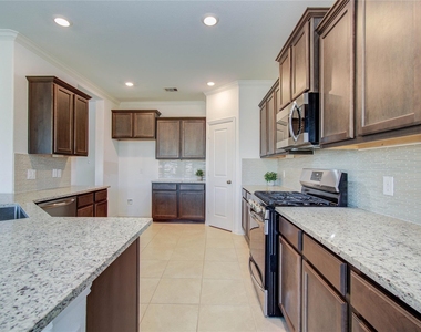 1706 Country Air Lane - Photo Thumbnail 17