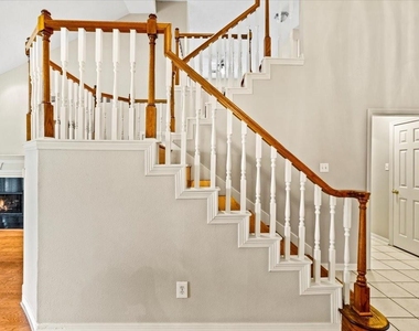 6203 Dove Fern Court - Photo Thumbnail 8