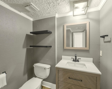 3638 Village Grove Drive - Photo Thumbnail 30