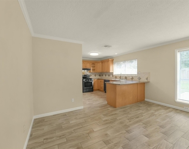 3638 Village Grove Drive - Photo Thumbnail 21