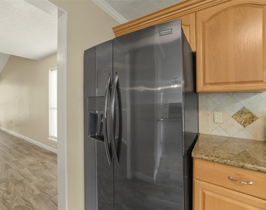 3638 Village Grove Drive - Photo Thumbnail 16
