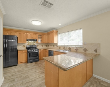 3638 Village Grove Drive - Photo Thumbnail 18