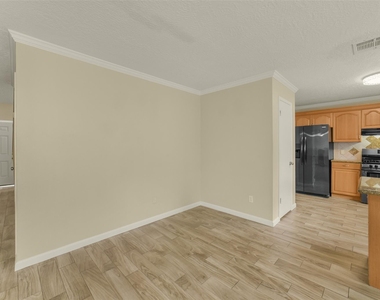 3638 Village Grove Drive - Photo Thumbnail 20