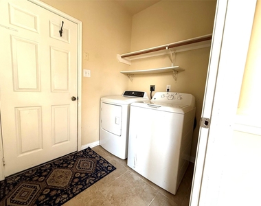 3221 River Birch Drive - Photo Thumbnail 18