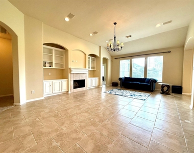 3221 River Birch Drive - Photo Thumbnail 5