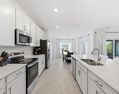 17500 Opal Sand Drive - Photo Thumbnail 8