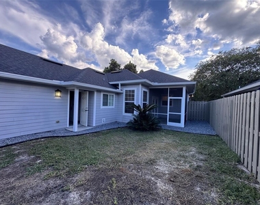 8390 Sw 78th Road - Photo Thumbnail 12