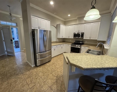 8390 Sw 78th Road - Photo Thumbnail 2