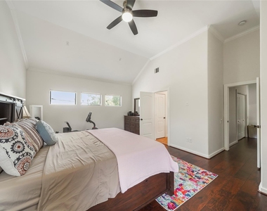 11020 Little John Way - Photo Thumbnail 24