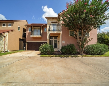 11020 Little John Way - Photo Thumbnail 1