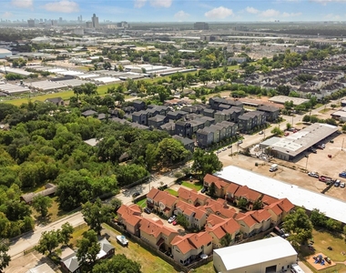 11020 Little John Way - Photo Thumbnail 36