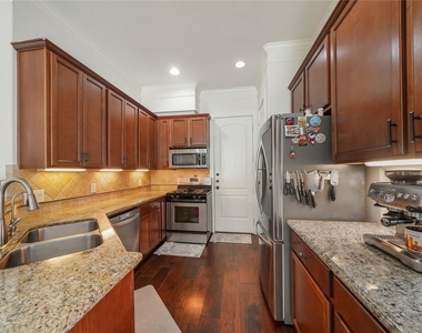 11020 Little John Way - Photo Thumbnail 11