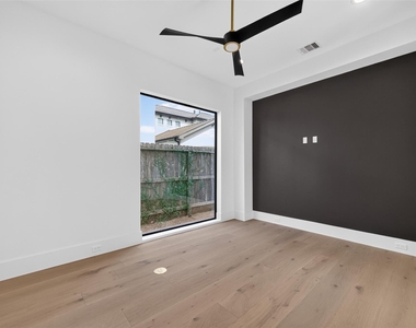 1508 Woodvine Drive - Photo Thumbnail 18