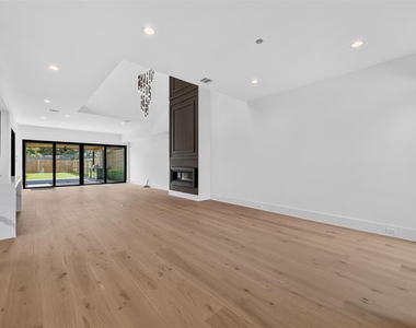 1508 Woodvine Drive - Photo Thumbnail 3