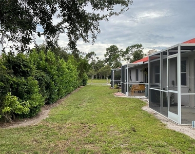 178 Rotonda Boulevard W - Photo Thumbnail 8