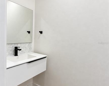 3609 Bal Harbor Boulevard - Photo Thumbnail 5