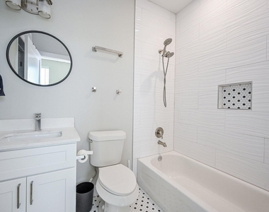 4746 Mallow Street E - Photo Thumbnail 16