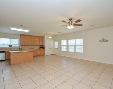 15318 Marlowe Grove Drive - Photo Thumbnail 12