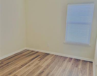15318 Marlowe Grove Drive - Photo Thumbnail 24