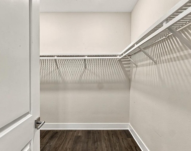 18519 Dayspring Place - Photo Thumbnail 27