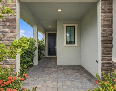 18519 Dayspring Place - Photo Thumbnail 4