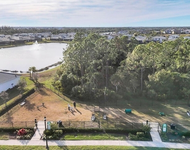 18519 Dayspring Place - Photo Thumbnail 58