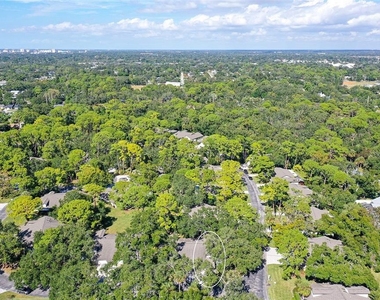 4799 Oak Forest Drive W - Photo Thumbnail 37