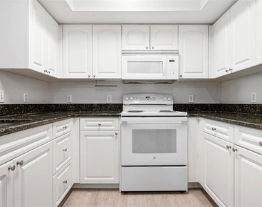 4126 Central Sarasota Parkway - Photo Thumbnail 14