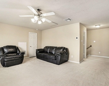 1502 Olive Place - Photo Thumbnail 19